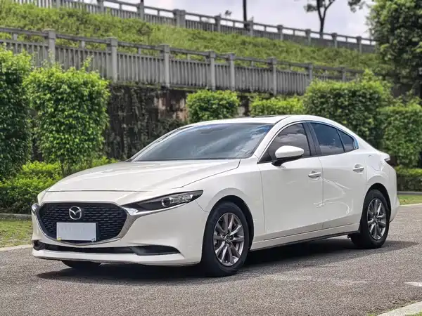 Mazda 3 Axela 2020