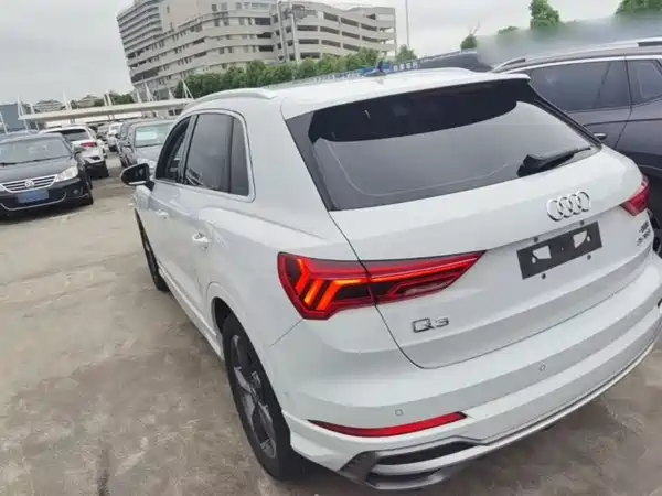 Audi Q3 2022