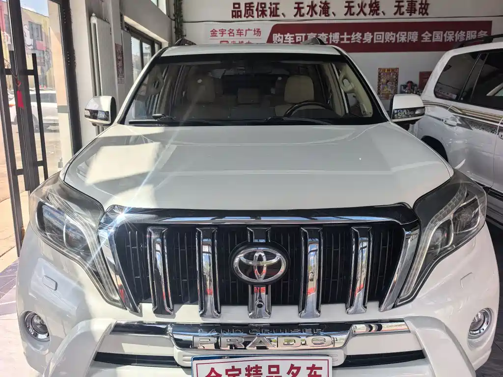 Toyota Prado 2017 — фото 1