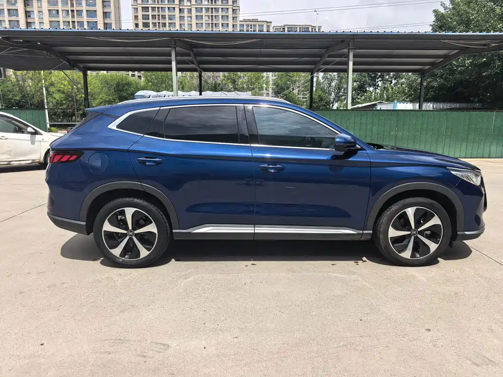 BYD Song PLUS New Energy 2022 — фото 13