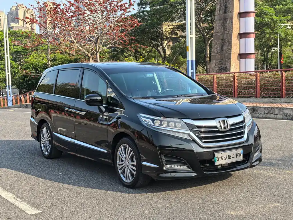 Honda Elysion 2018 — фото 3