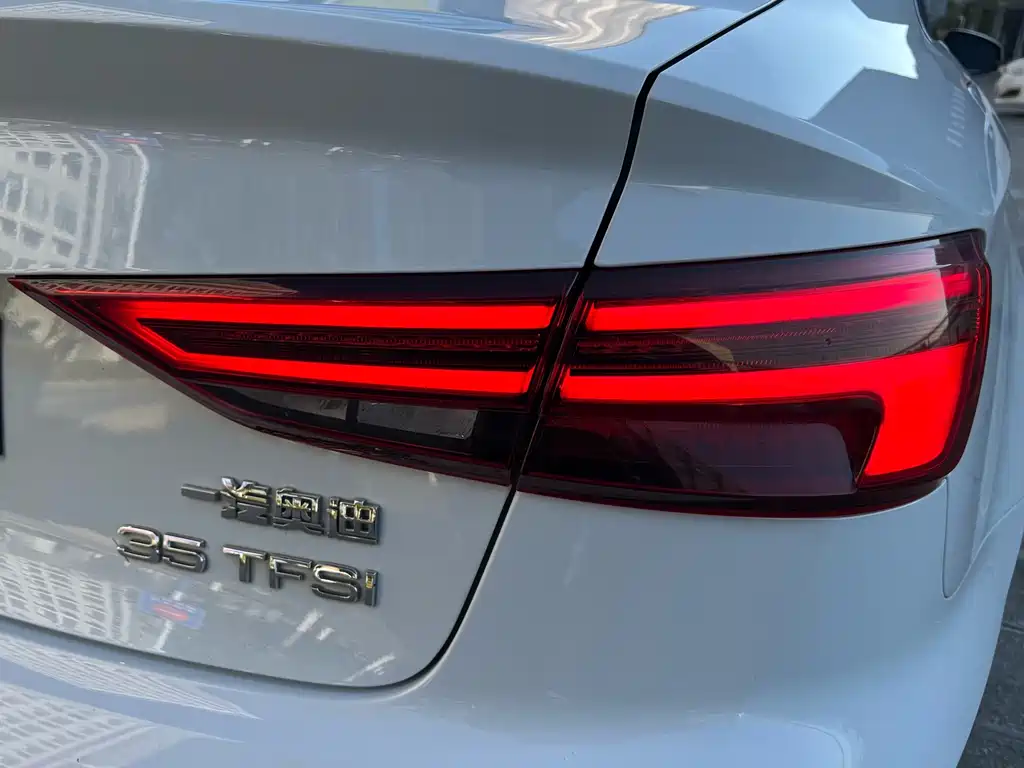 Audi A3 2021 — фото 24