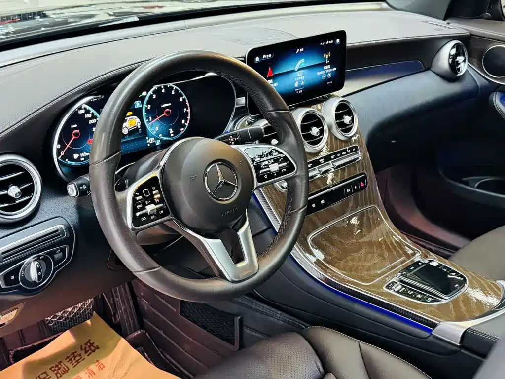 Mercedes-Benz GLC 2022 — фото 10