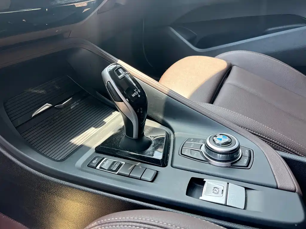 BMW X1 2022 — фото 17