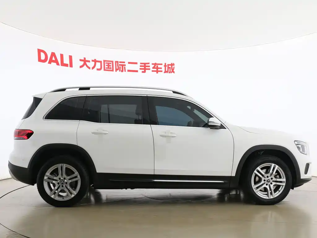 Mercedes-Benz GLB 2022 — фото 16