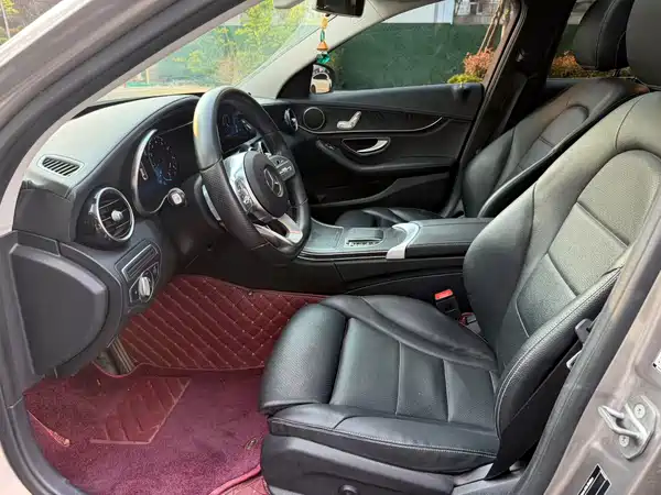 Mercedes-Benz C-Class 2020