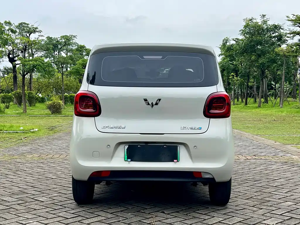 Wuling Hongguang MINIEV 2025