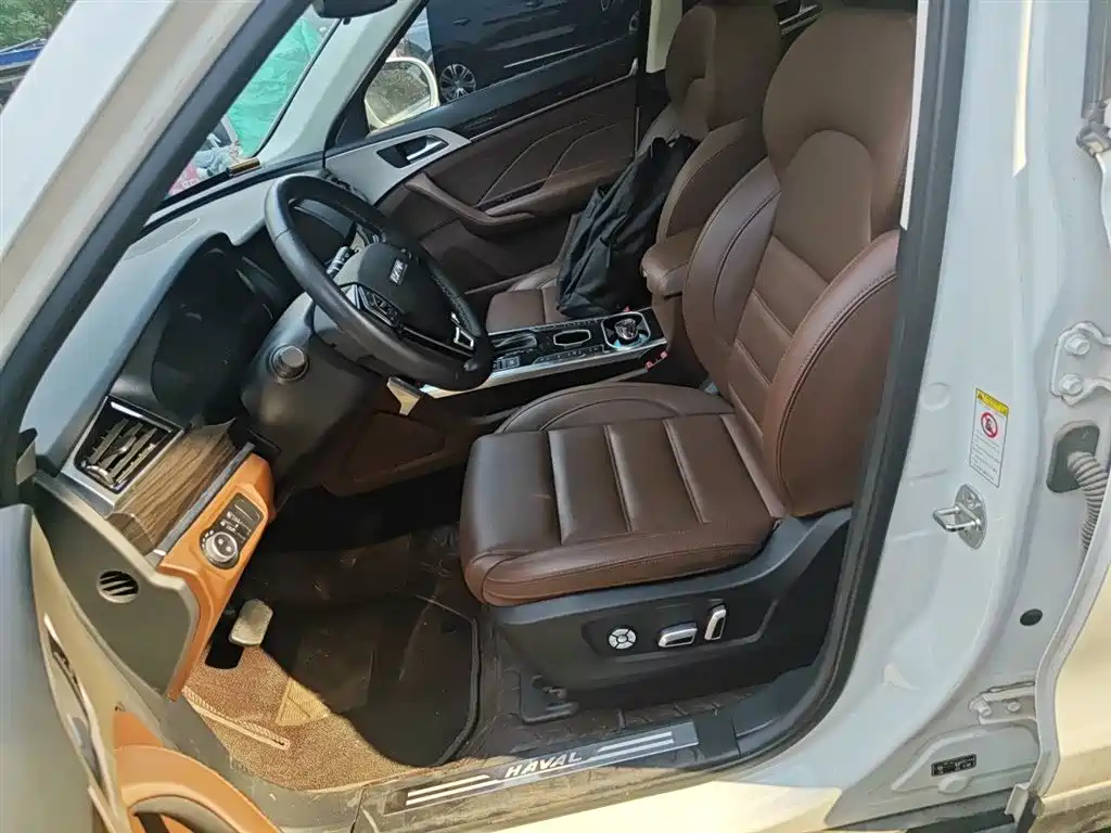 Haval H7 2022 — фото 11