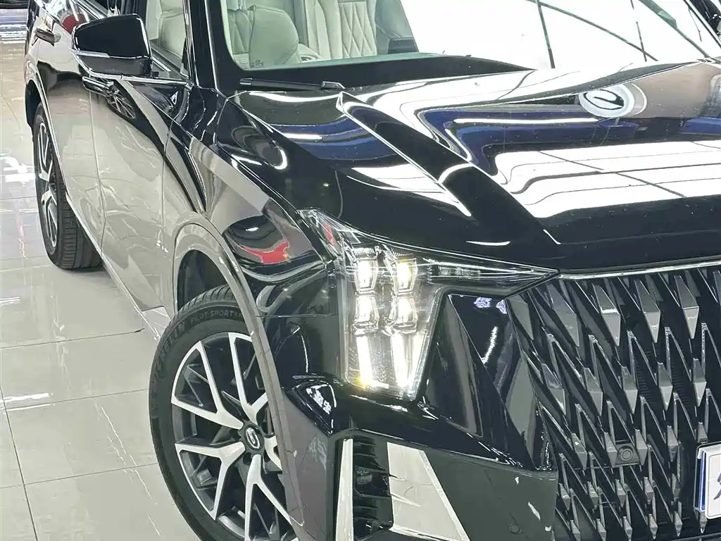 GAC Motor Trumpchi GS8 2023 — фото 6
