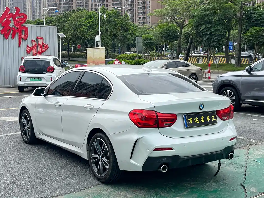 BMW 1 Series 2023