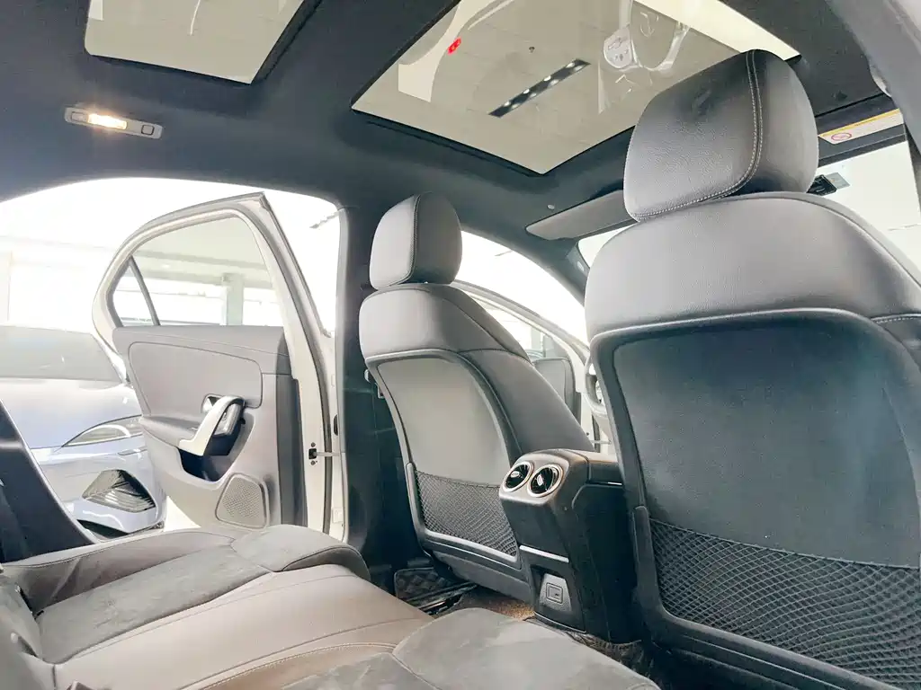 Mercedes-Benz A-Class 2021 — фото 15