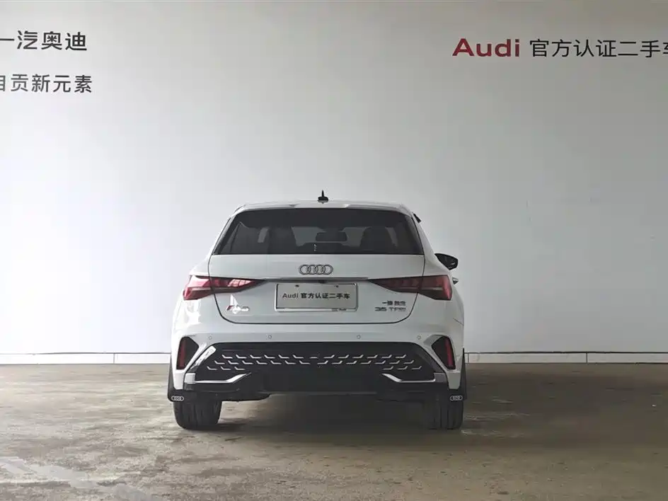 Audi A3 2025 — фото 15