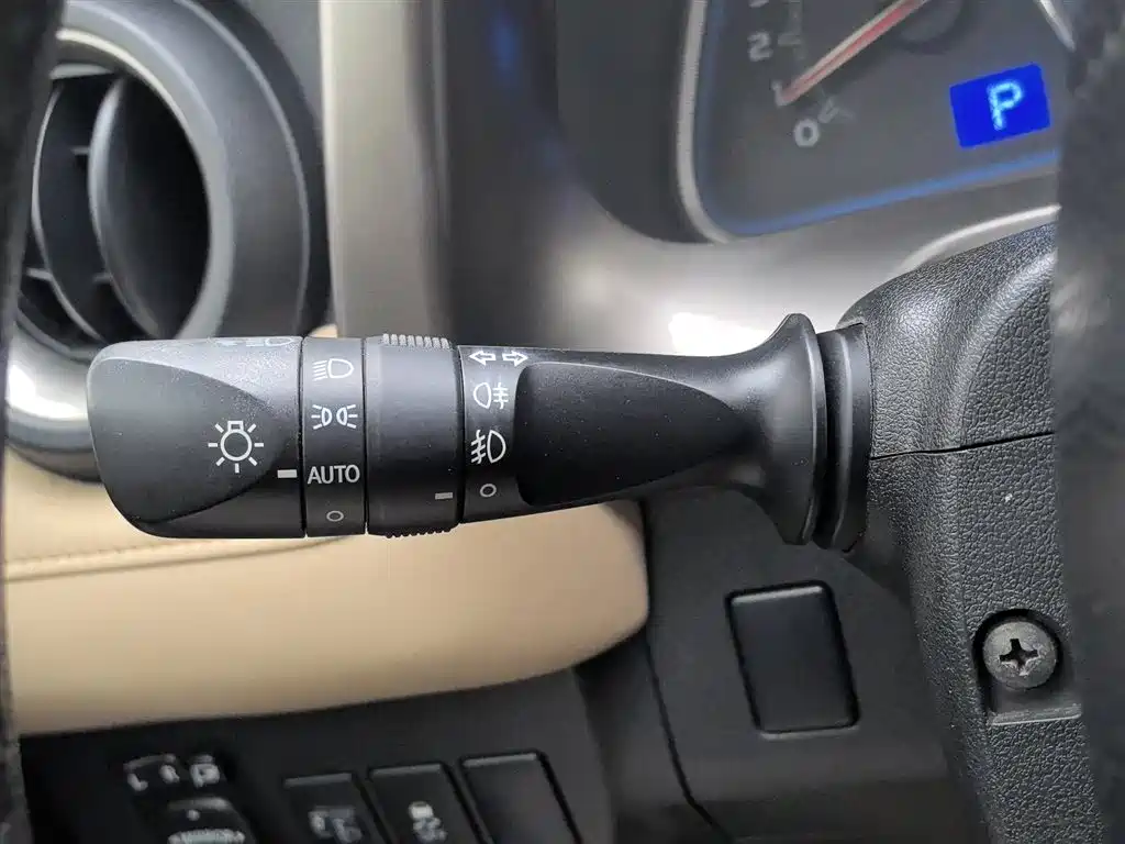 Toyota RAV4 2014 — фото 21
