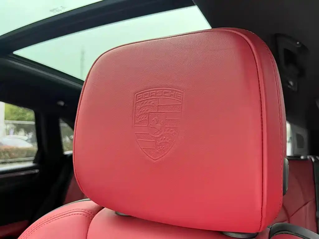 Porsche Macan 2021 — фото 12