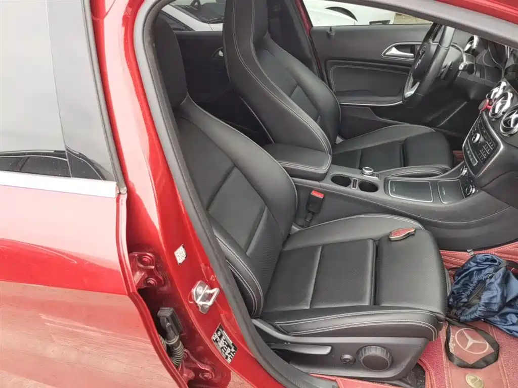 Mercedes-Benz GLA 2018 — фото 25