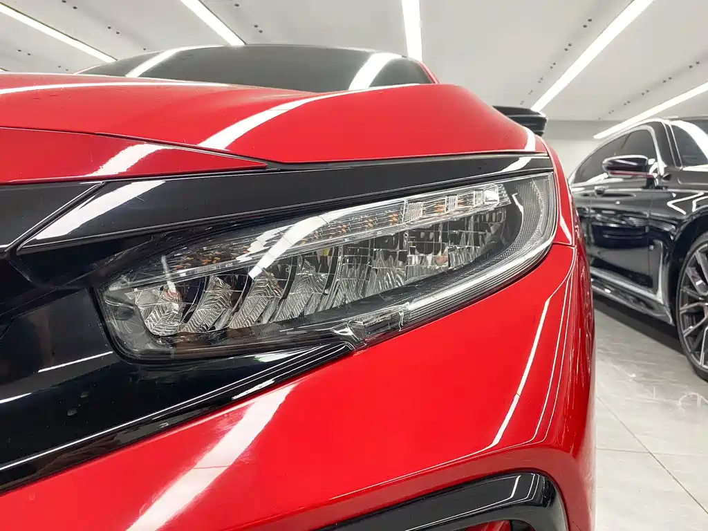 Honda Civic 2020 — фото 20