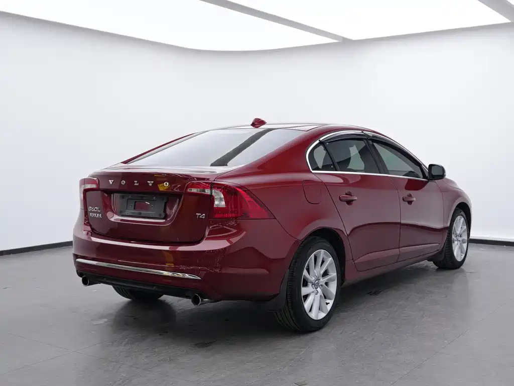 Volvo S60 2016 — фото 4