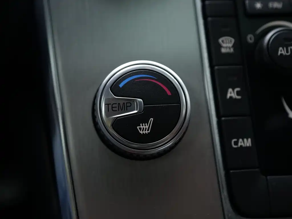 Volvo S60 2016 — фото 15