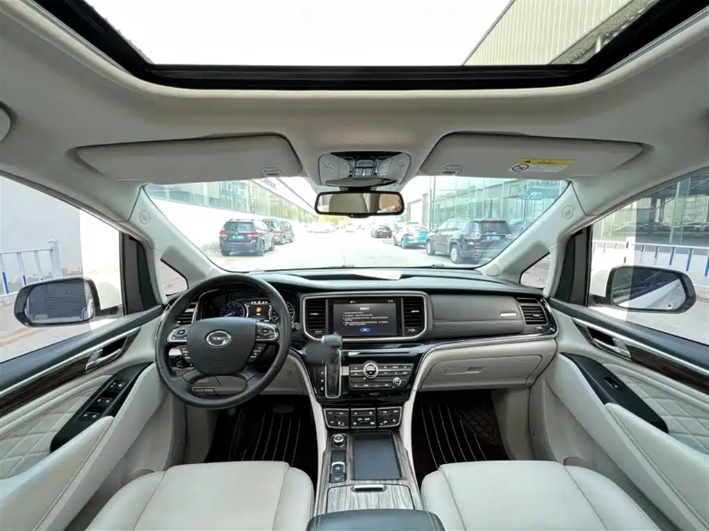 GAC Motor Trumpchi M8 2018 — фото 22