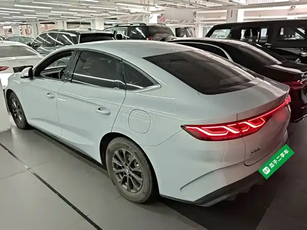 BYD Qin L 2025