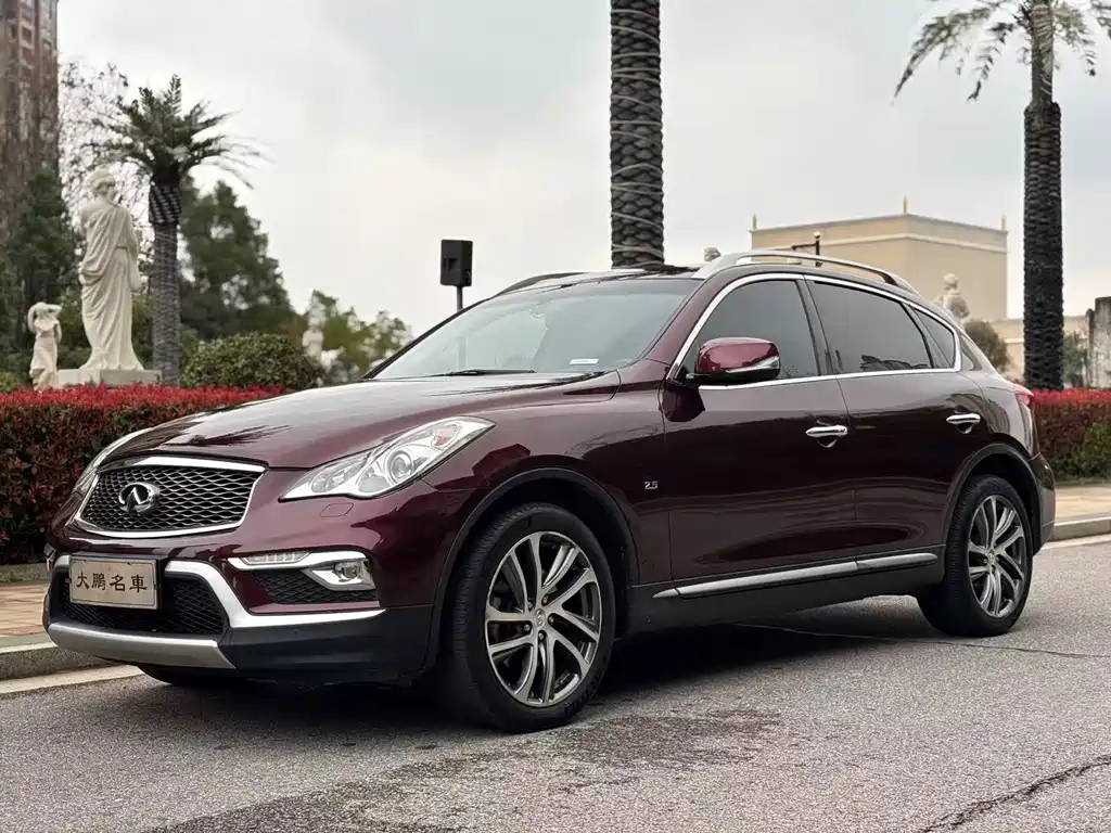 Infiniti QX50 2016 — фото 1