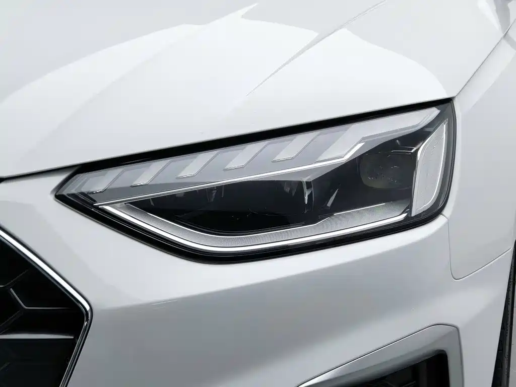Audi A4L 2020