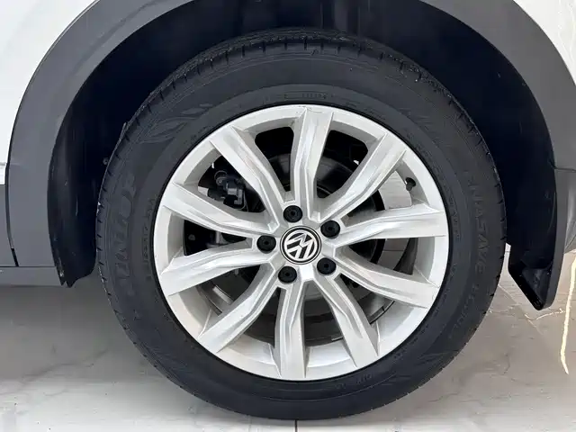 Volkswagen T-Roc 2021 — фото 12