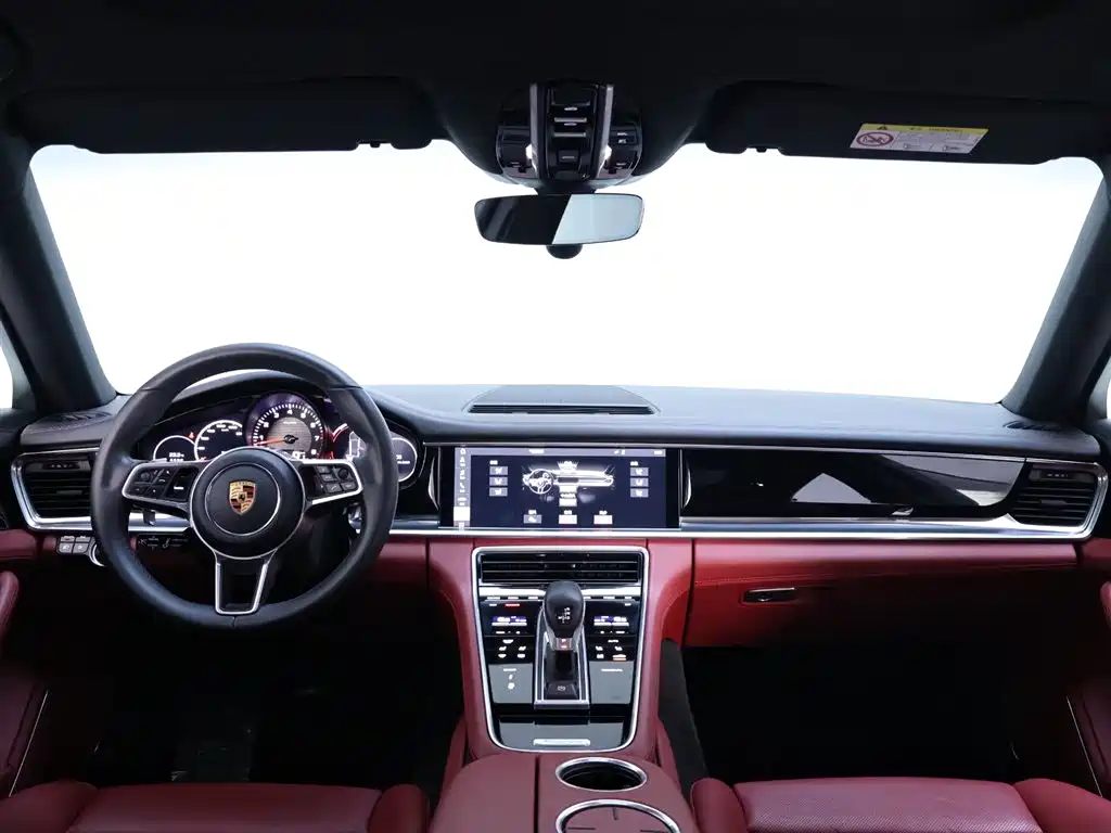Porsche Panamera 2020 — фото 13