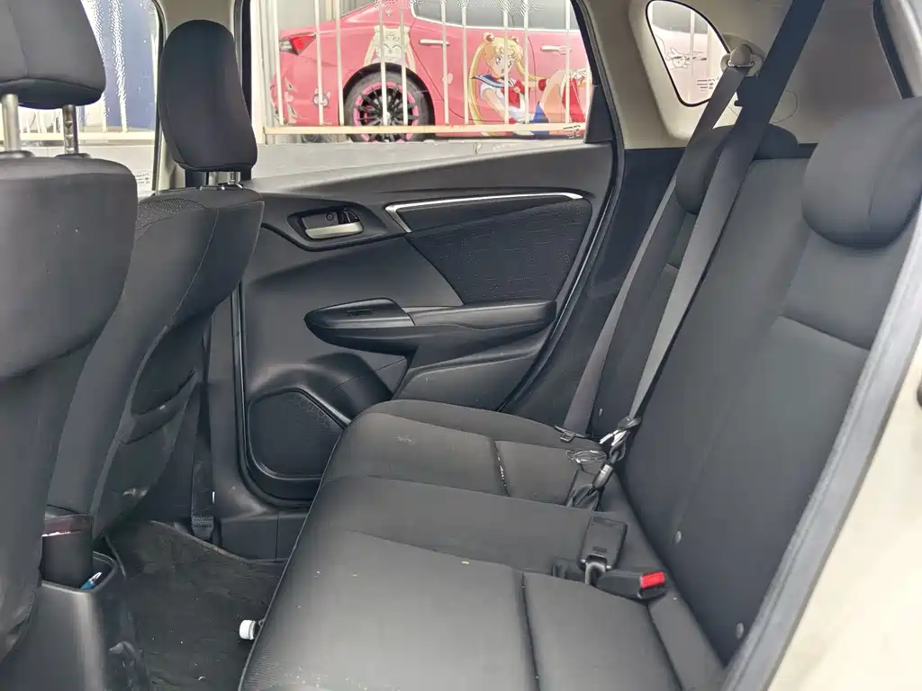 Honda Fit 2017 — фото 11