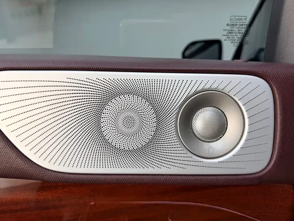 Lincoln Navigator 2018 — фото 11