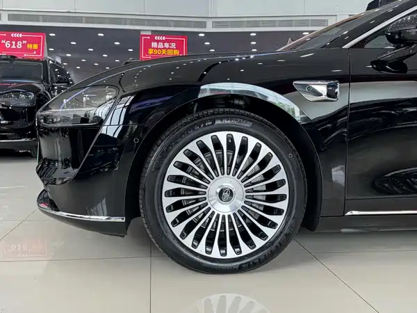 Stelato S9 2025