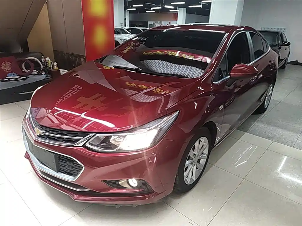 Chevrolet Cruze 2018 — фото 1