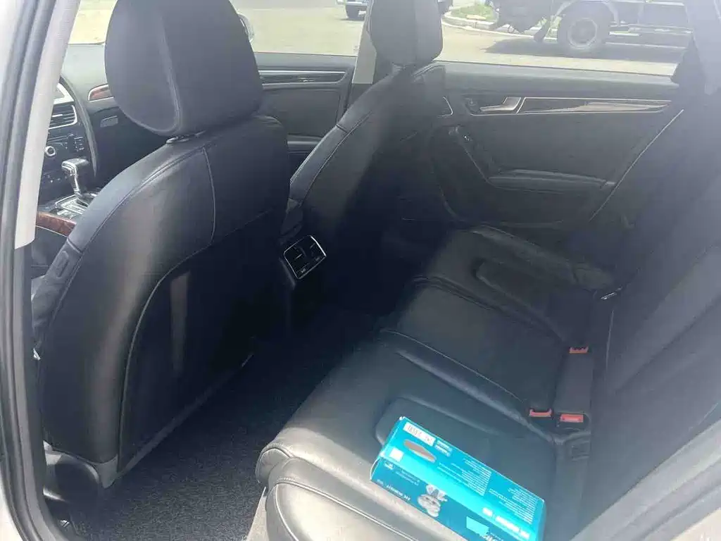 Audi A4L 2014