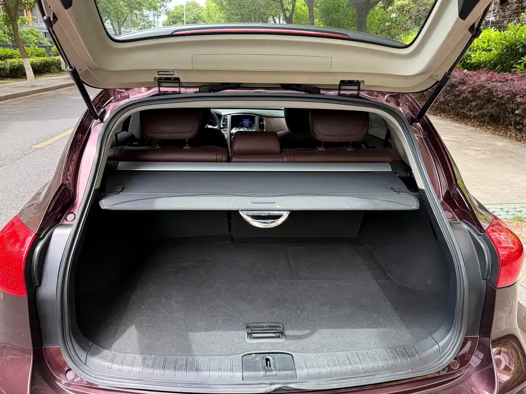Infiniti QX50 2016 — фото 18