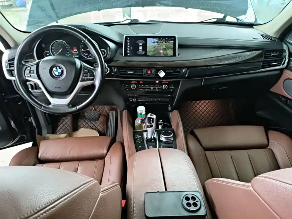 BMW X6 2018 — фото 10