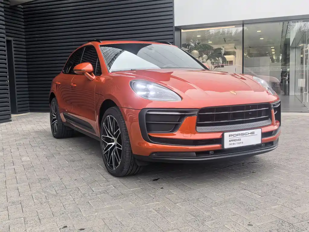 Porsche Macan 2023 — фото 2