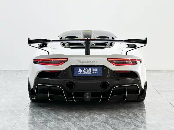 Maserati MC20 2022