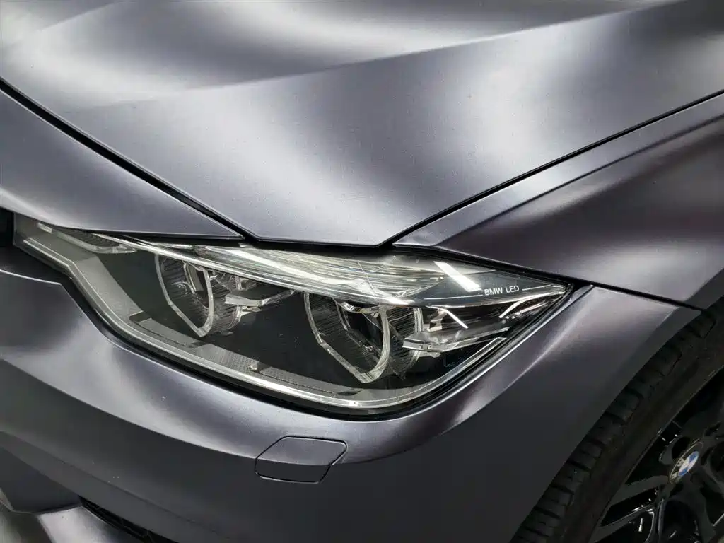 BMW 3 Series 2019 — фото 18