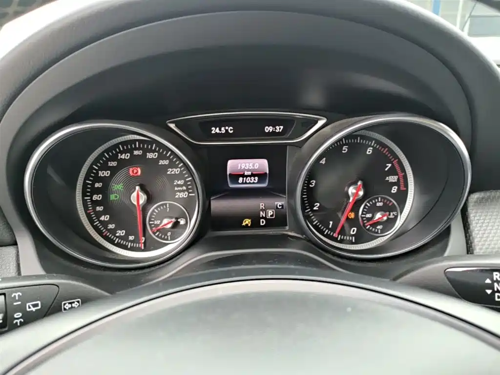 Mercedes-Benz GLA 2018 — фото 12
