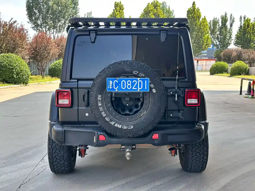 Jeep Wrangler 2020 — фото 8