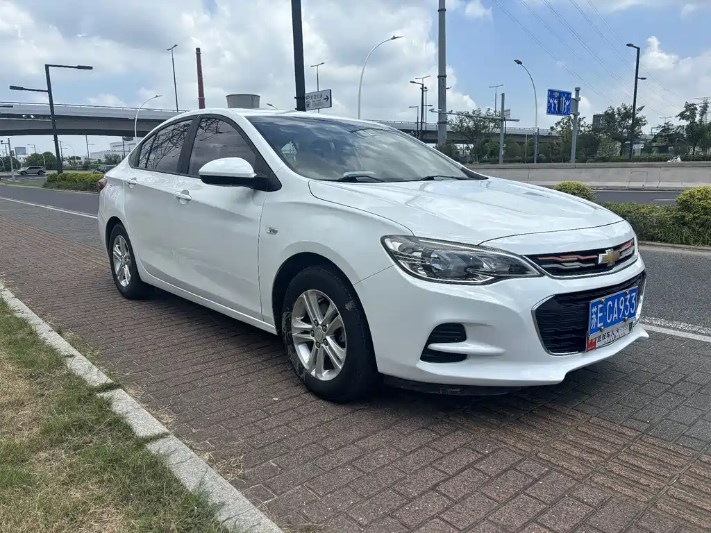 Chevrolet Cavalier 2018 — фото 3