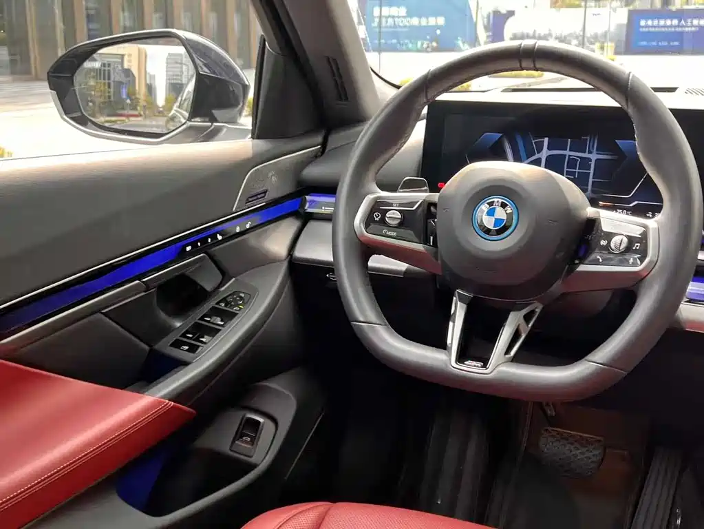 BMW i5 2025 — фото 13