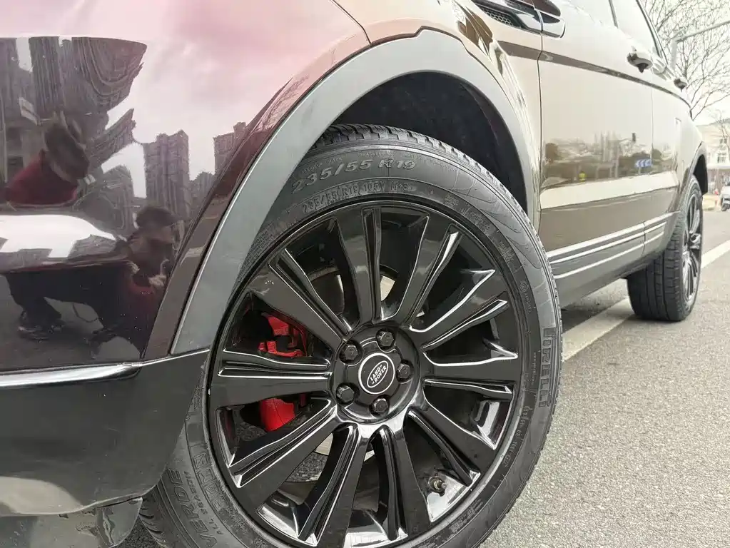 Land Rover Evoque 2015 — фото 9