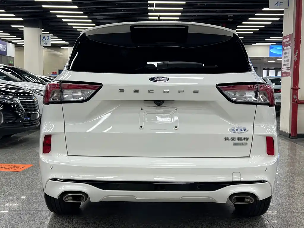 Ford Escape 2021 — фото 25