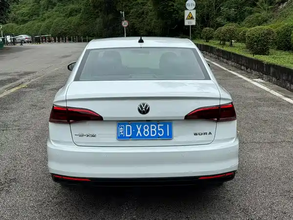Volkswagen Bora 2021