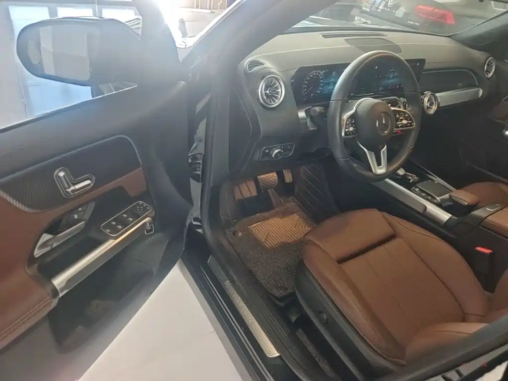 Mercedes-Benz GLB 2022 — фото 12