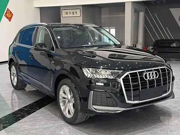 Audi Q7 2023
