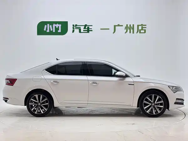Skoda Superb 2023