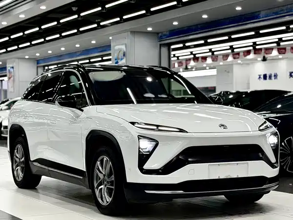 NIO ES6 2020