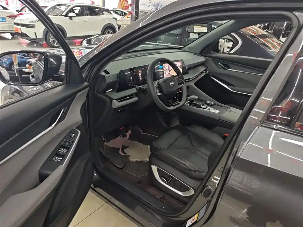 Changan CS75 PLUS 2022 — фото 16